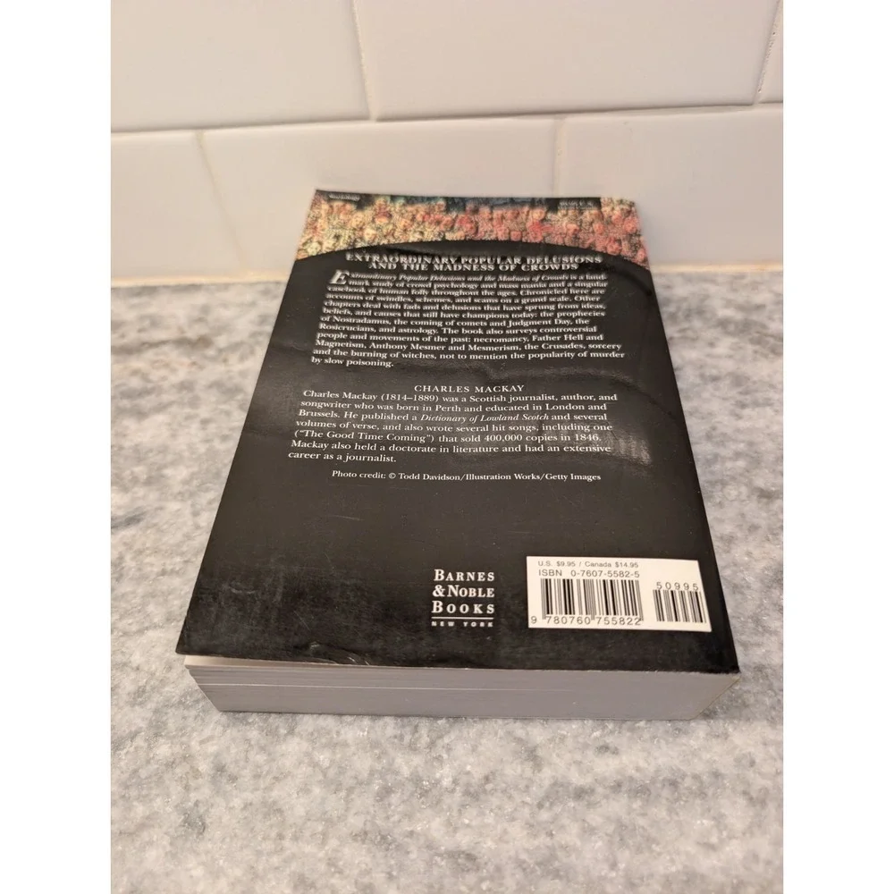 Extraordinary Popular Delusions and the Madness by Charles‎ Mackay